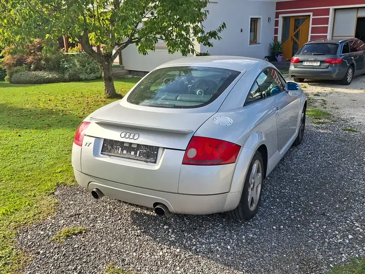 Audi Tt 1999 photo 3