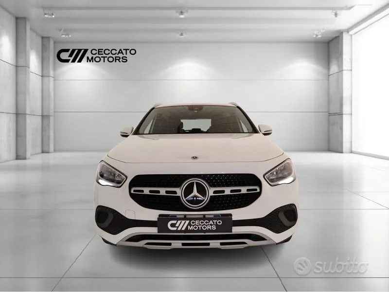 Mercedes-Benz Gla 2022 photo 2