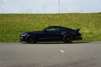 Ford Mustang 2022 photo 3