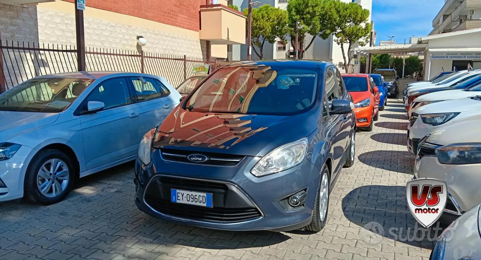 Ford C-Max 2015 photo 3