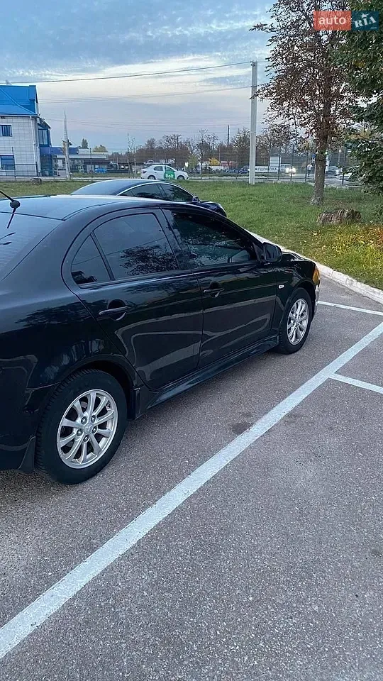 Mitsubishi Lancer 2014 photo 4