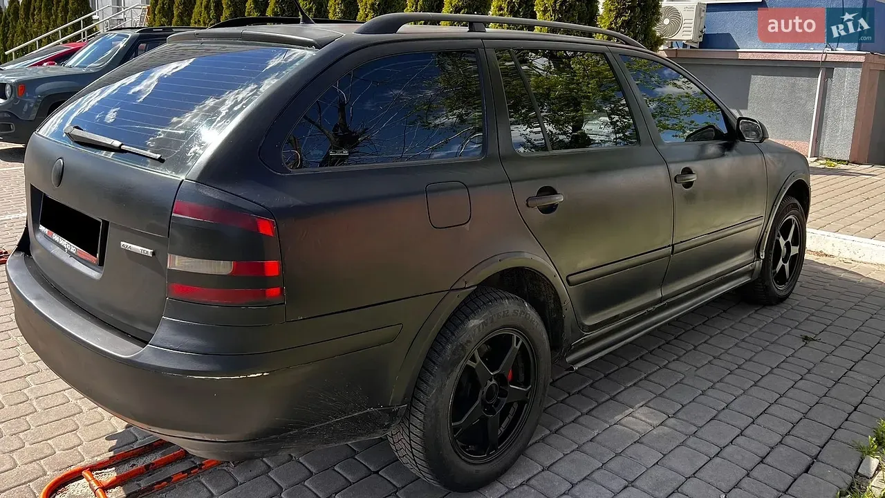 Skoda Octavia 2008 photo 3