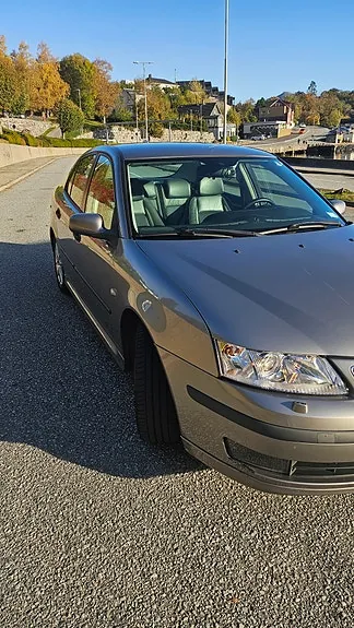 Saab 9-3 2005 photo 3