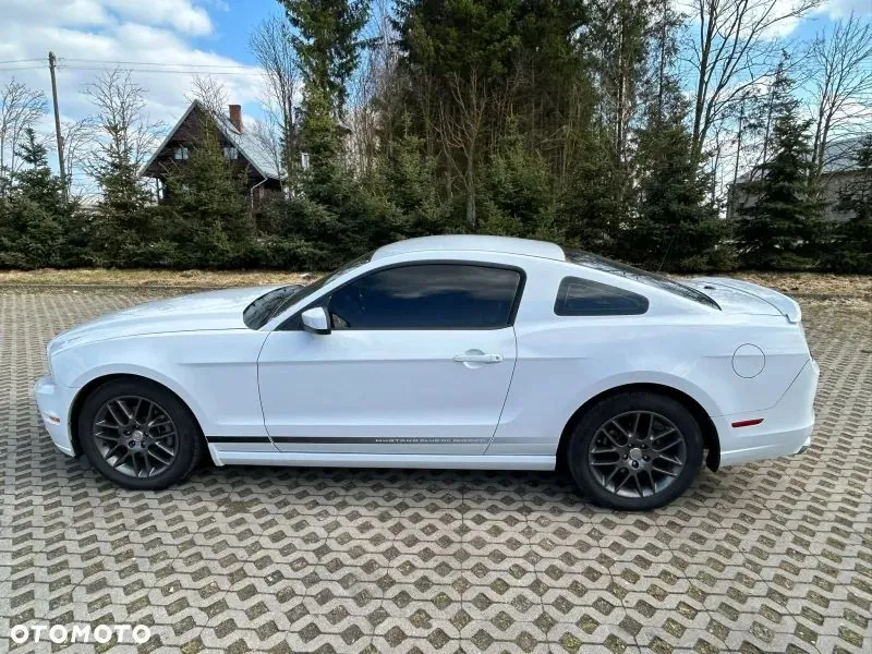 Ford Mustang 2014 photo 2