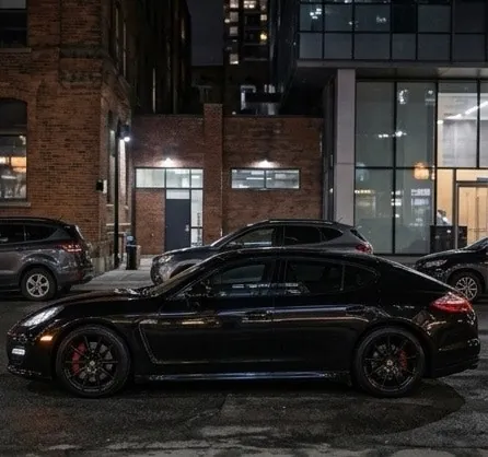 Porsche Panamera 2011 photo 2