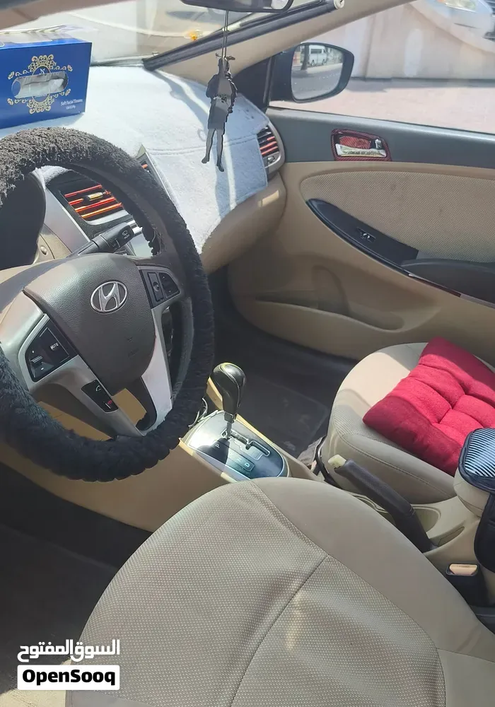 Hyundai Accent 2015 photo 5