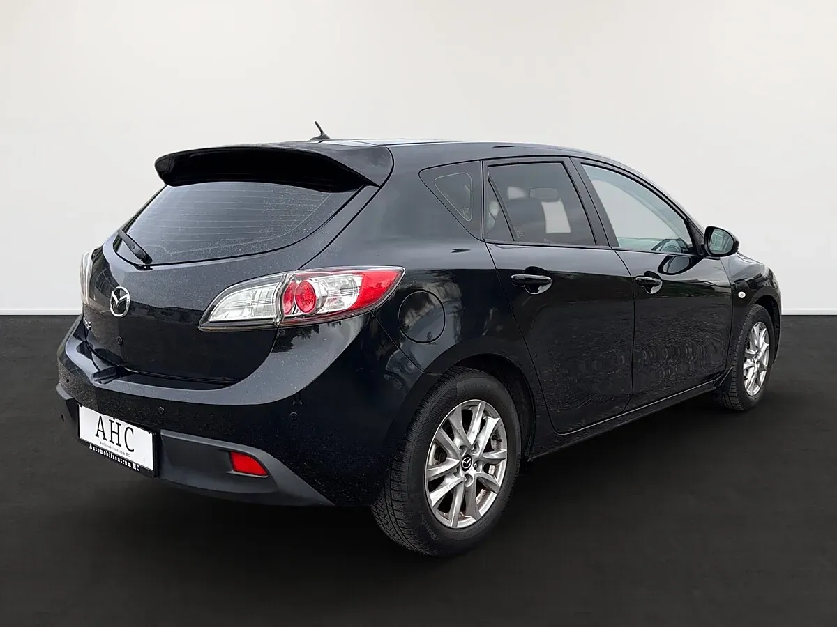 Mazda Mazda3 2010 photo 3