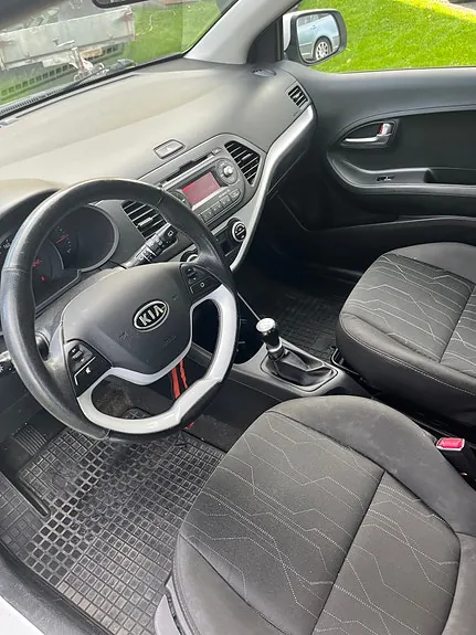 Kia Picanto 2012 photo 5