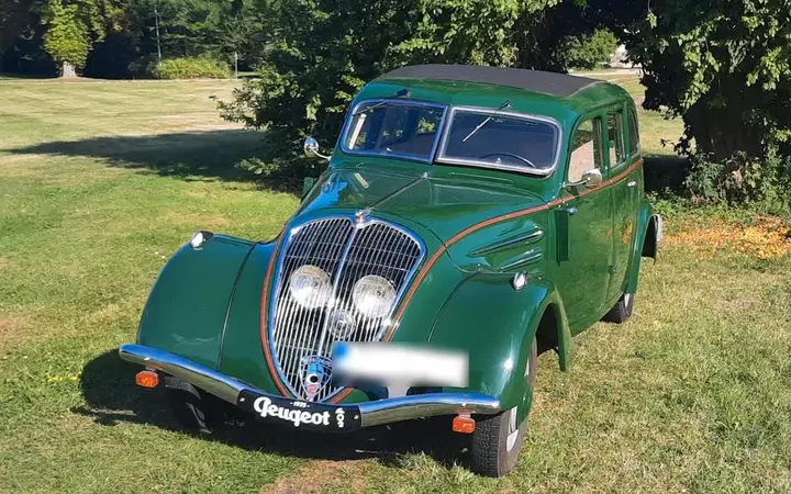 Peugeot 402 Commerciale