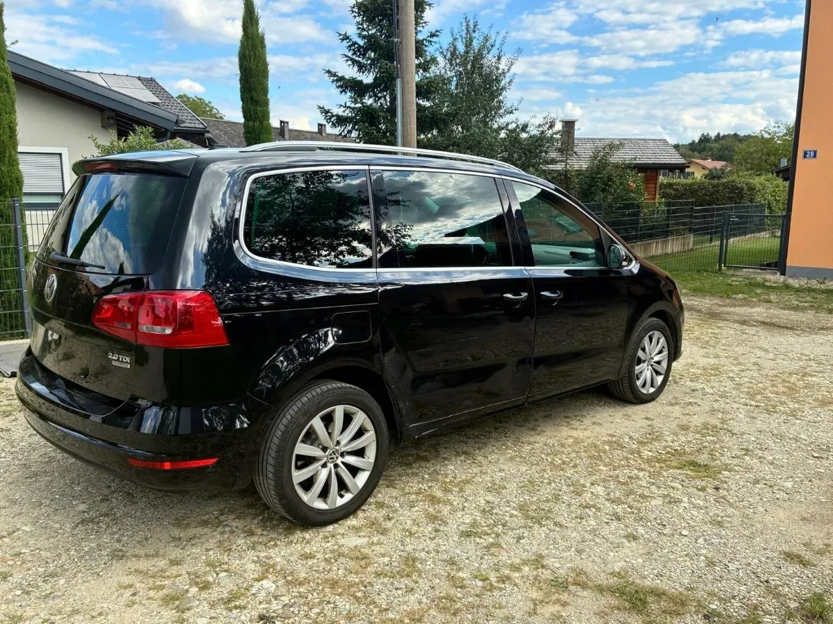 Volkswagen Sharan 2011 photo 3