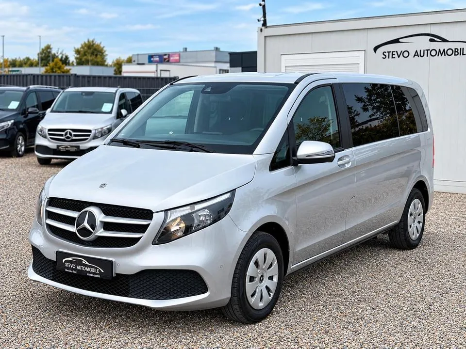 Mercedes-Benz V 220
