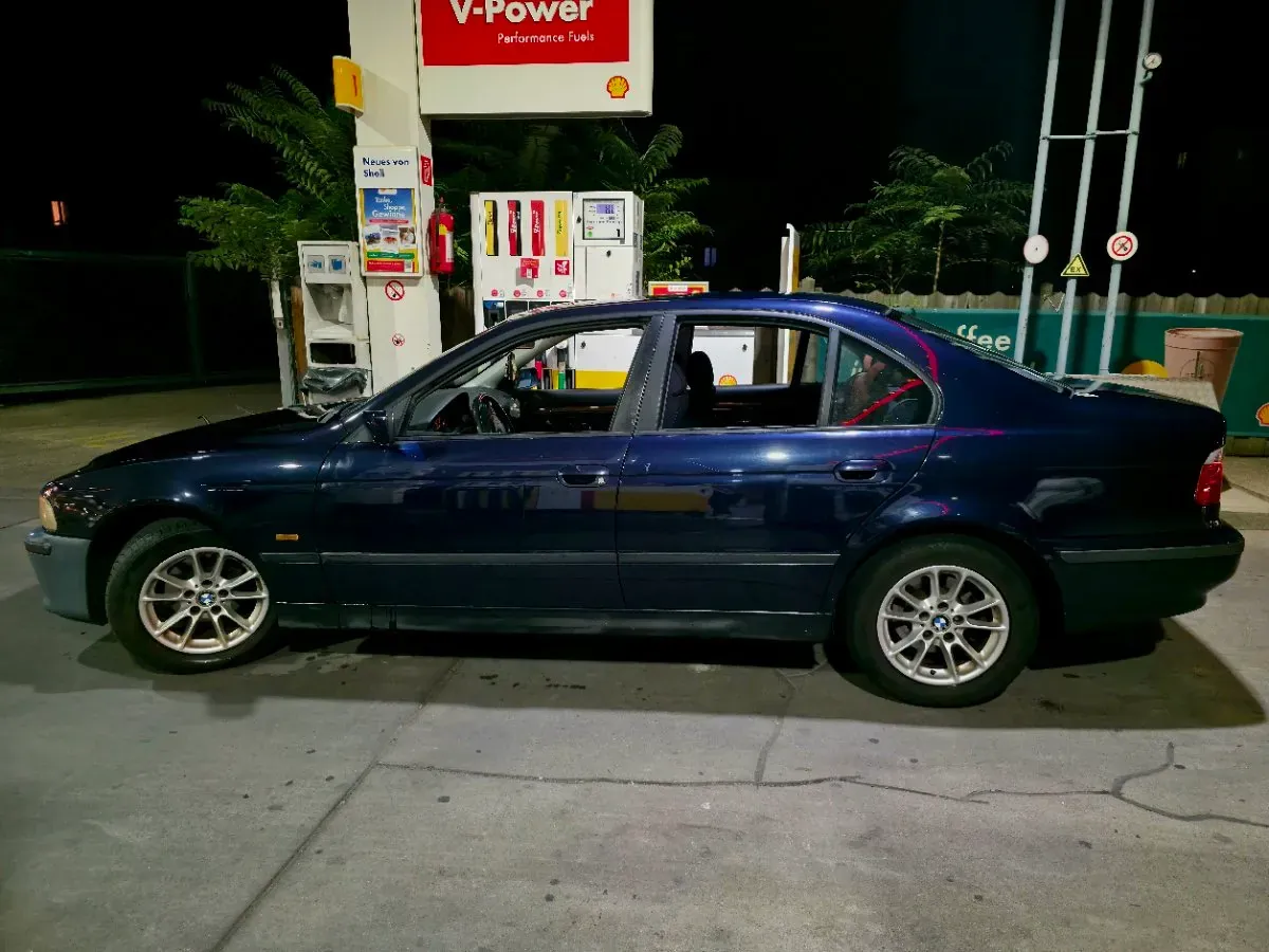 BMW 5 Series 1999 photo 3