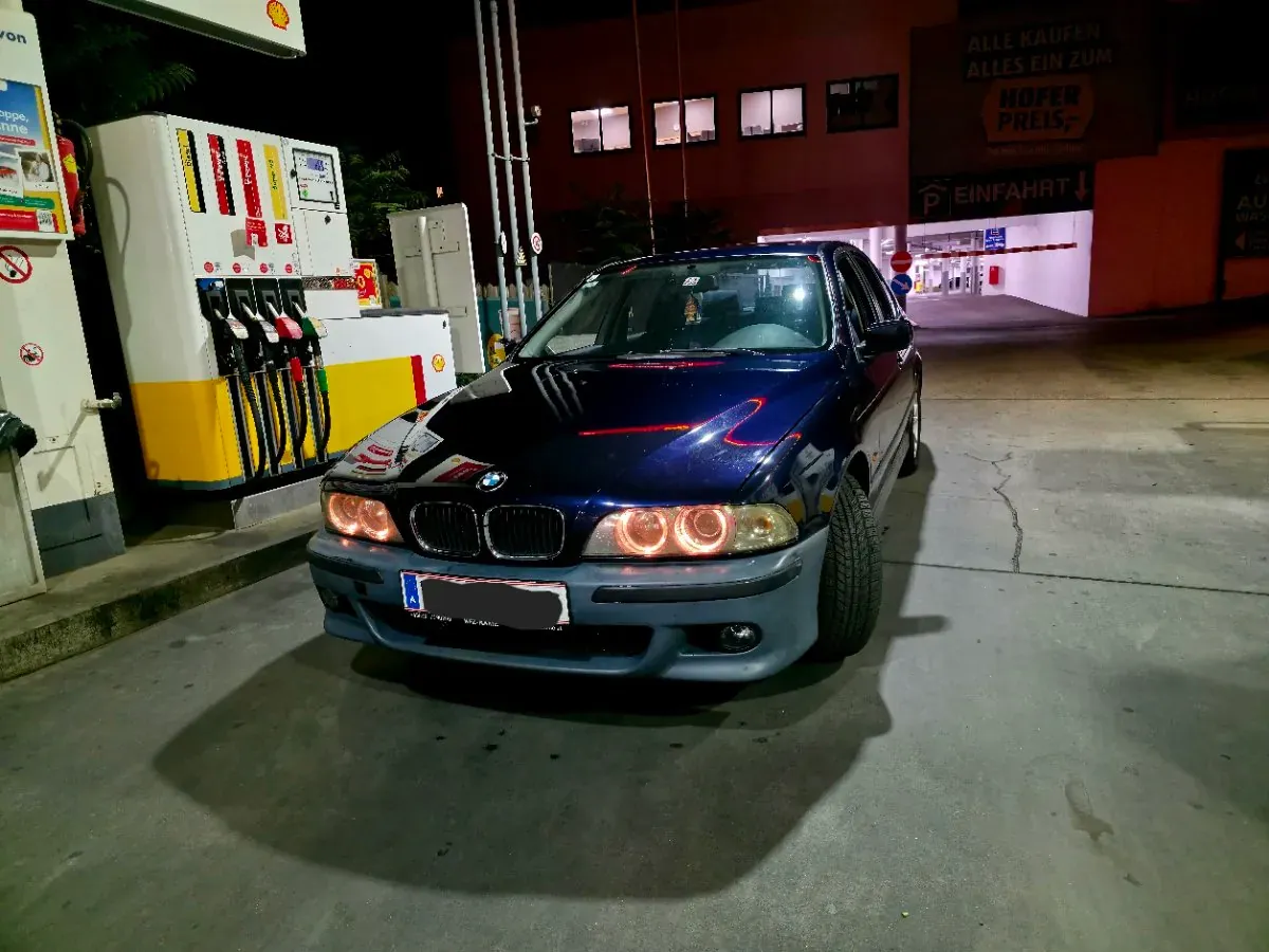 BMW 5 Series 1999 photo 2