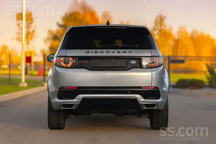 Land Rover Discovery Sport 2018 photo 4