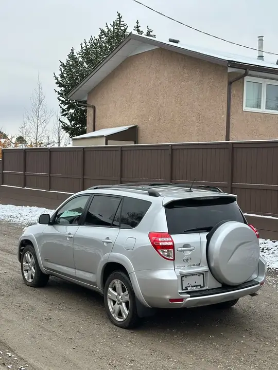 Toyota Rav4 2009 photo 4