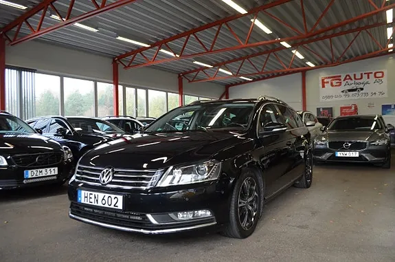 Volkswagen Passat 2012 photo 2