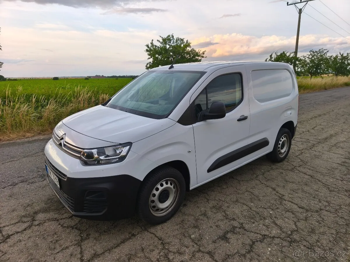 Citroen Berlingo 2023 photo 3