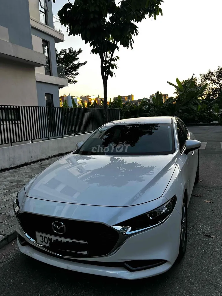 Mazda 3 2024 photo 2
