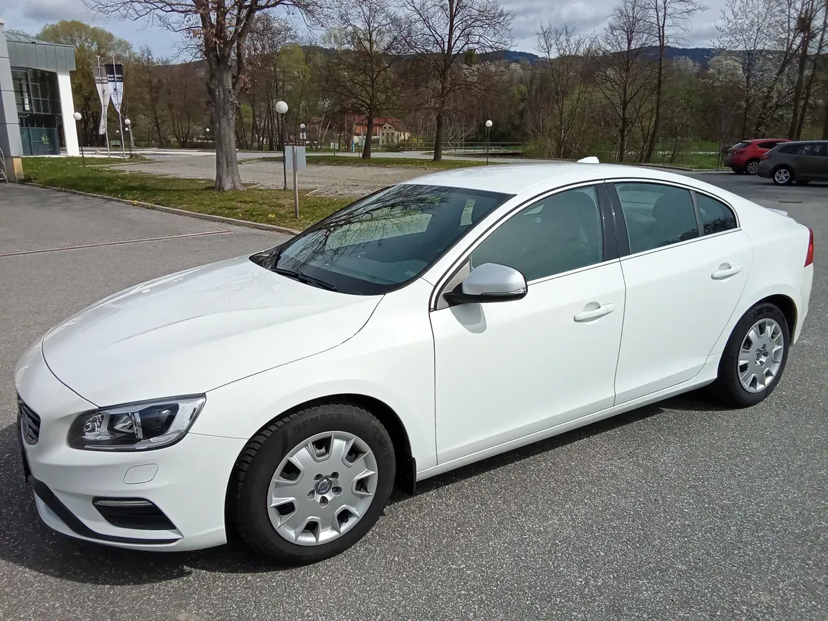Volvo S60 2018 photo 3