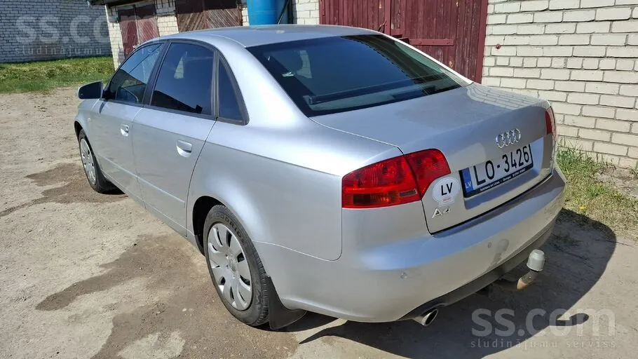 Audi A4 2006 photo 2
