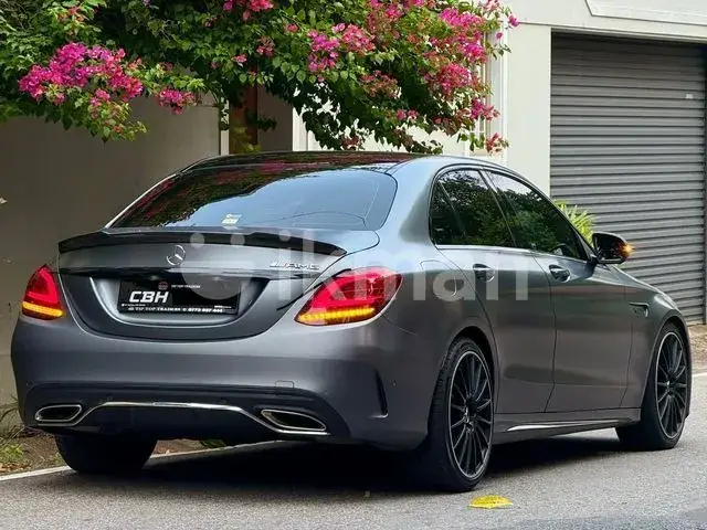 Mercedes-Benz C200 2019 photo 3