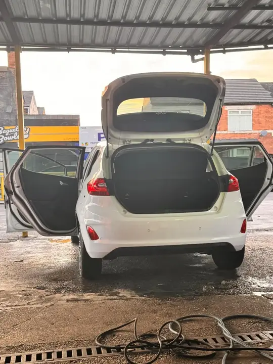 Ford Fiesta 2018 photo 2