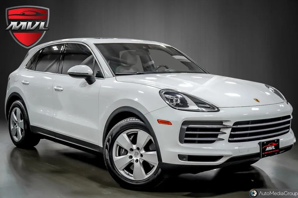 Porsche Cayenne 2023 photo 2