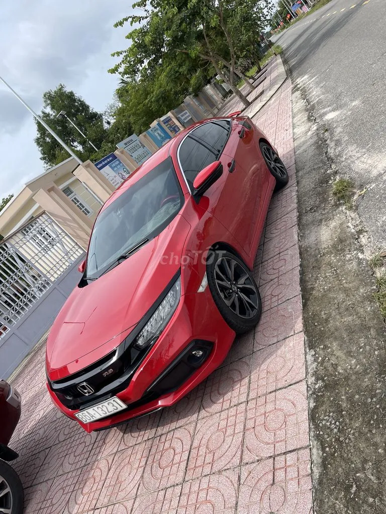 Honda Civic 2019 photo 3