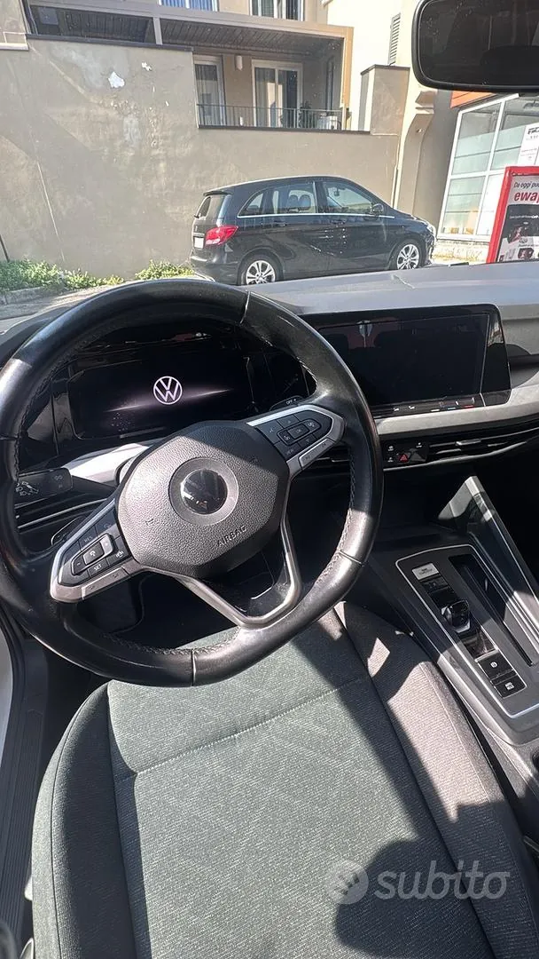 Volkswagen Golf 2022 photo 4