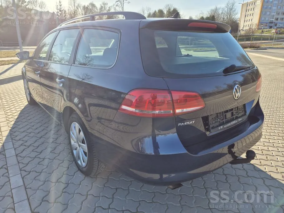 Volkswagen Passat 2011 photo 3