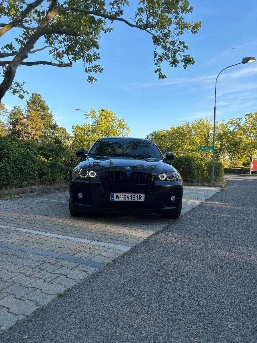 BMW X6 2011 photo 2
