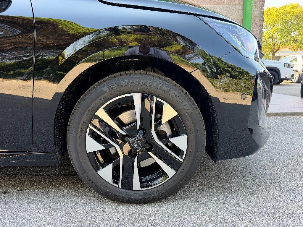 Peugeot 208 2026 photo 5
