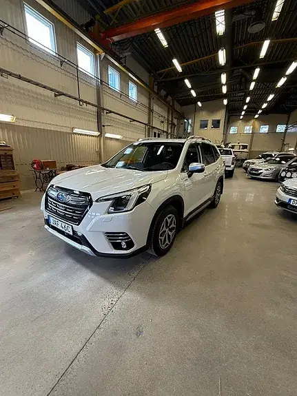 Subaru Forester 2023 photo 2