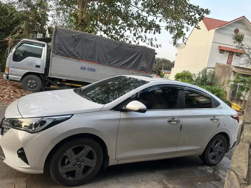 Hyundai Accent 2022 photo 4