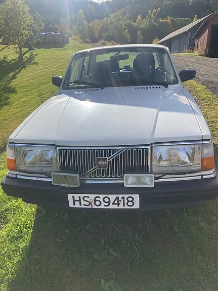 Volvo 240 1993 photo 3