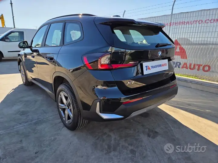 BMW X1 2023 photo 3
