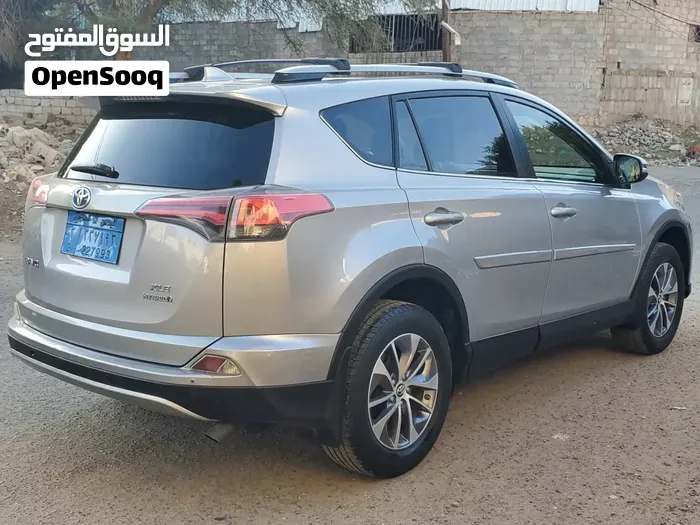 Toyota Rav4 2017 photo 4