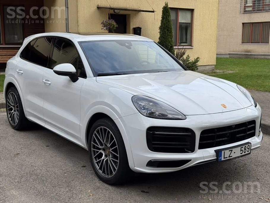 Porsche Cayenne 2023 photo 3