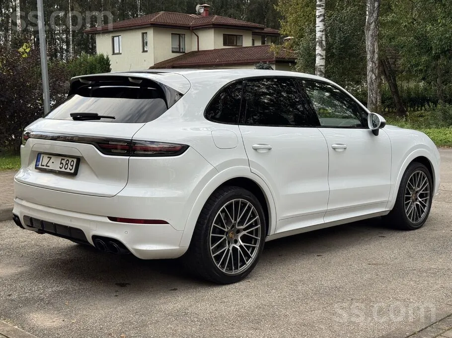 Porsche Cayenne 2023 photo 4