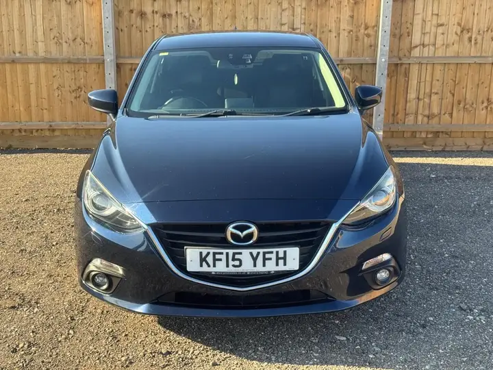 Mazda Mazda3 2015 photo 2