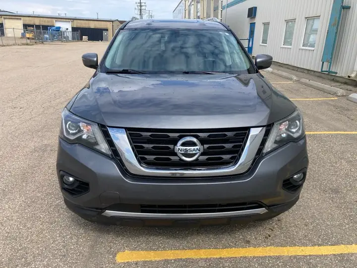 Nissan Pathfinder 2019 photo 2