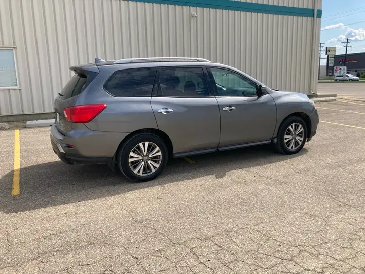 Nissan Pathfinder 2019 photo 5