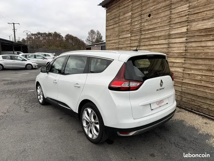 Renault Scenic 2020 photo 3
