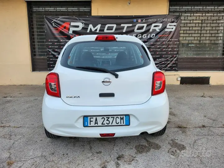 Nissan Micra 2015 photo 4