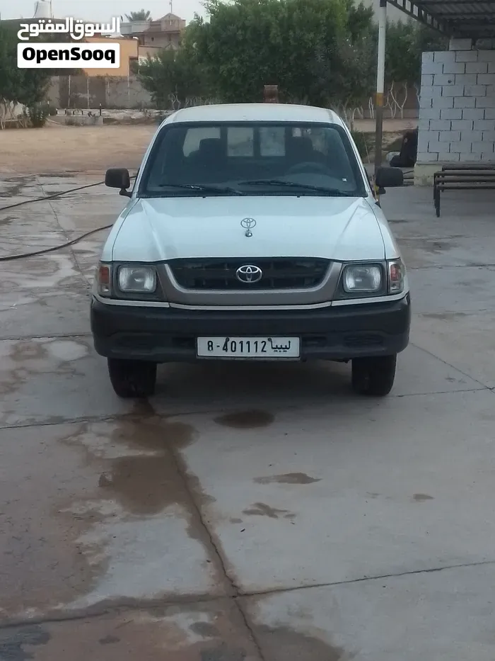 Toyota Hilux 2004 photo 5