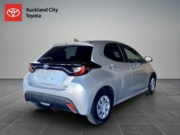 Toyota Yaris 2021 photo 4