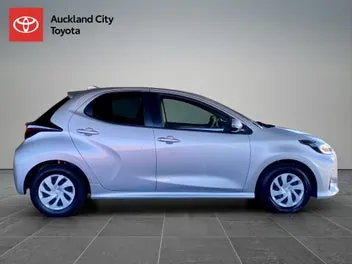 Toyota Yaris 2021 photo 3