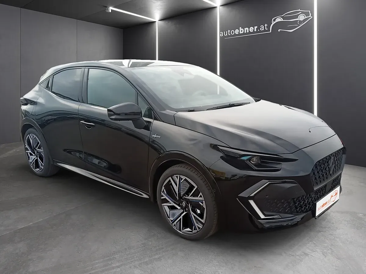 Renault Clio photo 3