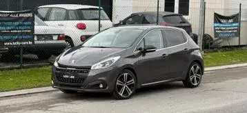 Peugeot 208 2019 photo 2