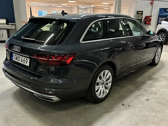 Audi A4 2023 photo 5